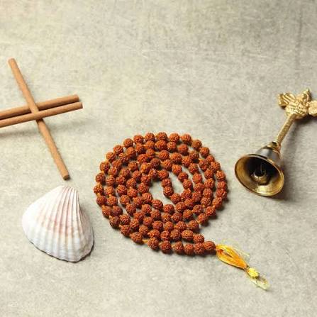 108 રુદ્રાક્ષ માળા